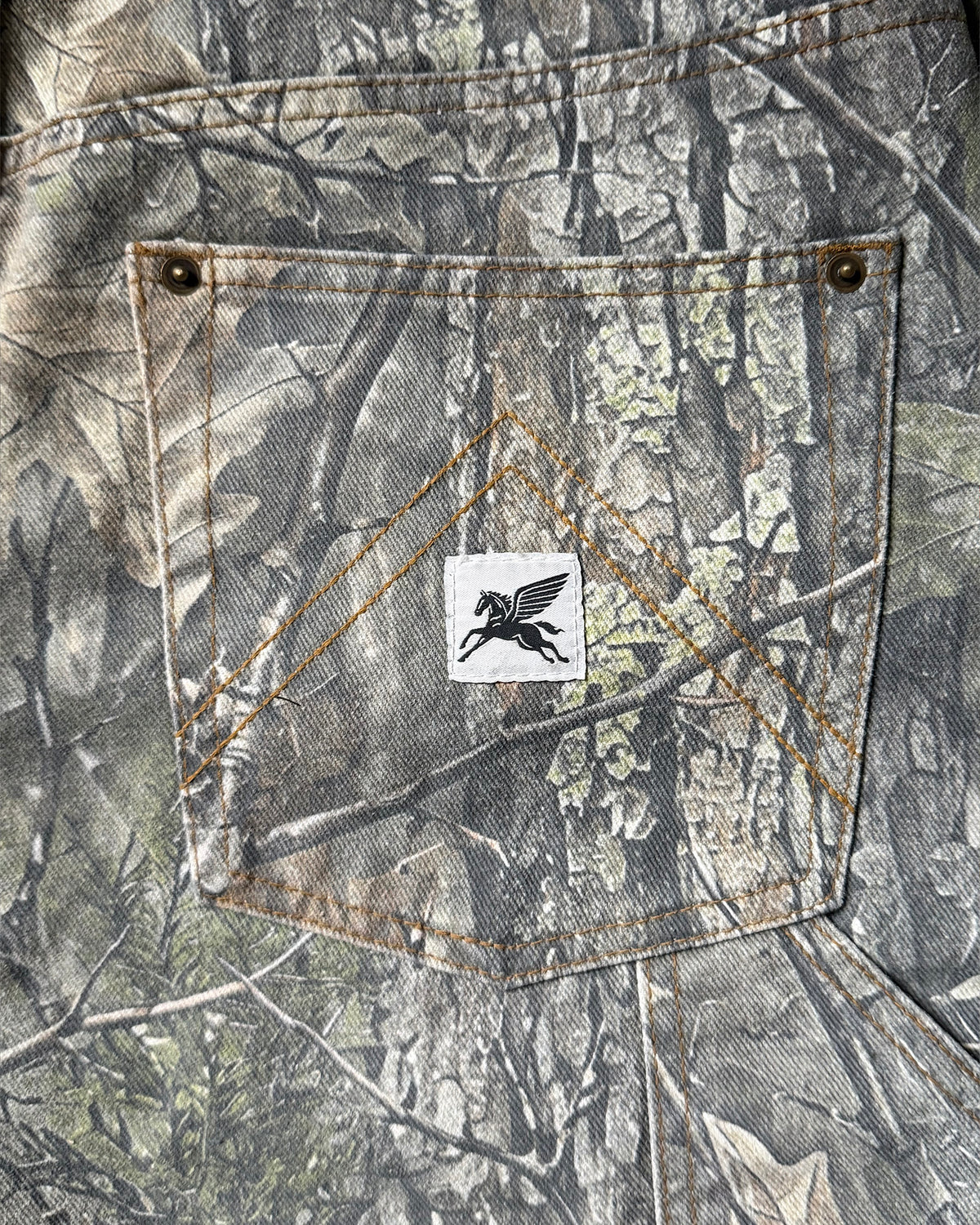 Denim short, detail
